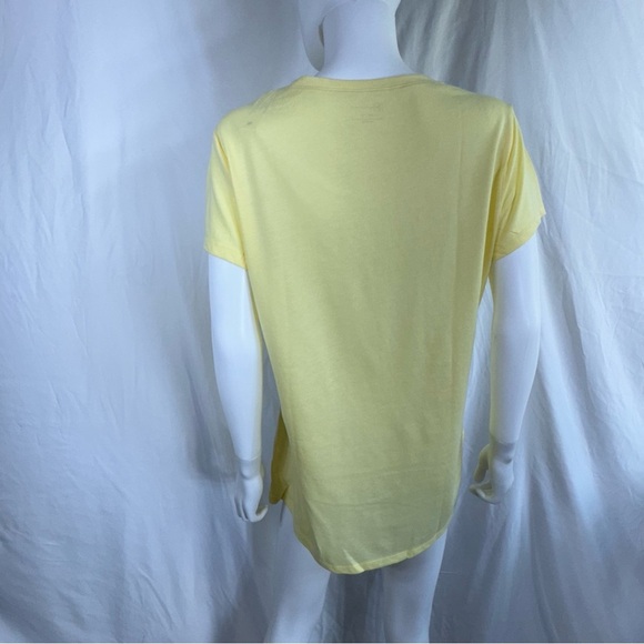 No Boundaries Light Yellow Basic Short Sleeve Tee - Picture 7 of 7